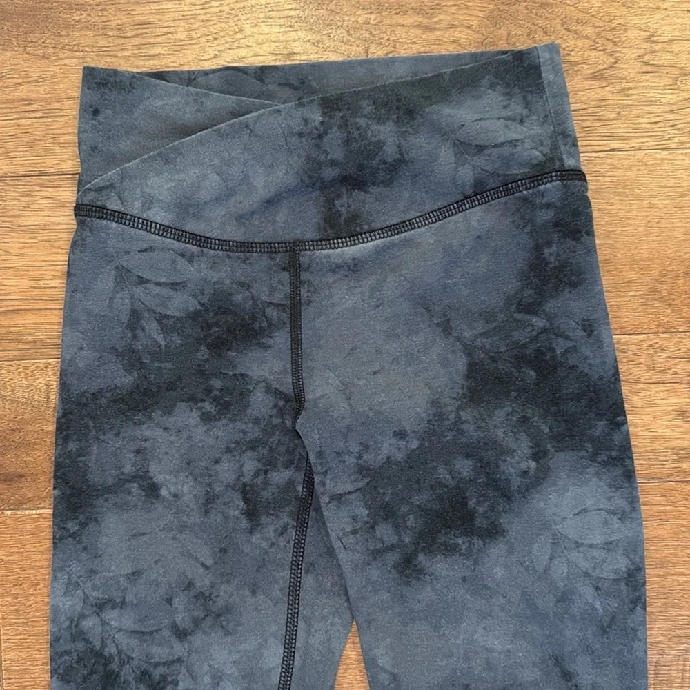 Old Navy Girls Leggings - Active Powerchill Go-Dry Leggings - Size M (8)
